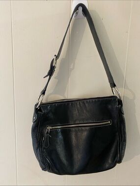 Classic Black Leather Roots Shoulder Bag - Women's Handbag
